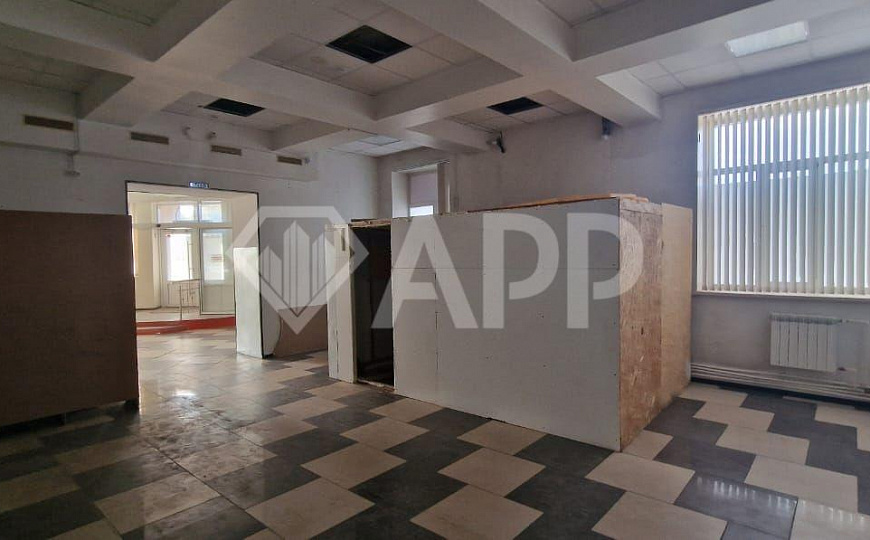 Площадь свободного назначения 200 м2 в БЦ на Профинтерна 6  фото