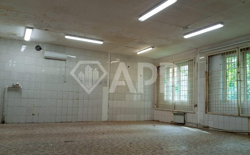 Сдам помещение под торговлю, общепит, производство, 160 м. фото
