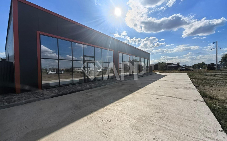 Сдам помещение свободного назначения, 365 м² фото