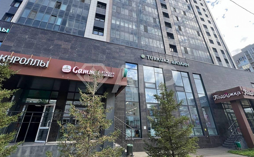 Помещение свободного назначения с хорошим трафиком фото