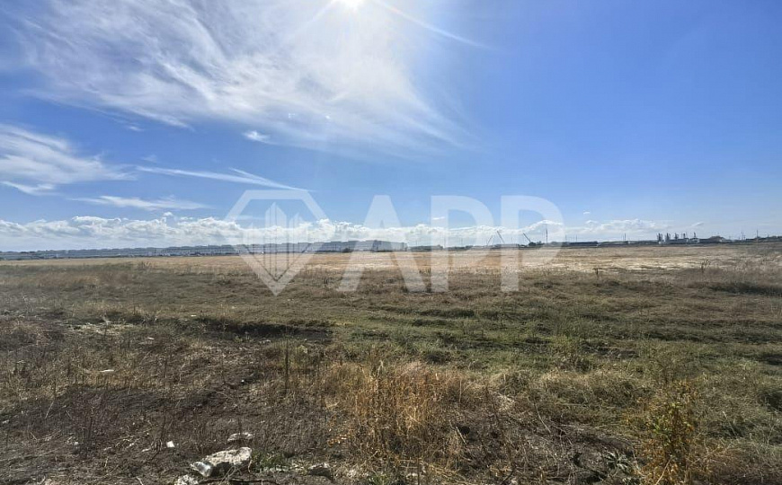 Продам земельный участок, 3,6 гектар фото