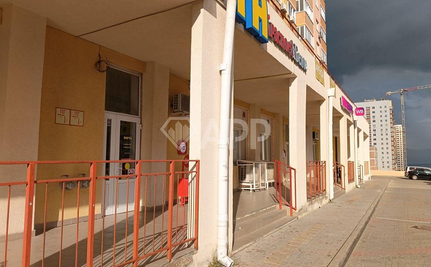 Сдам помещение свободного назначения, 100 м² фото