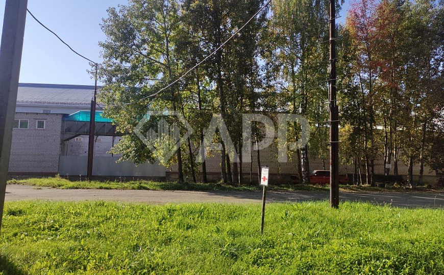 Продается земельный участок промназначения 0.5 га с зданием 273 кв фото